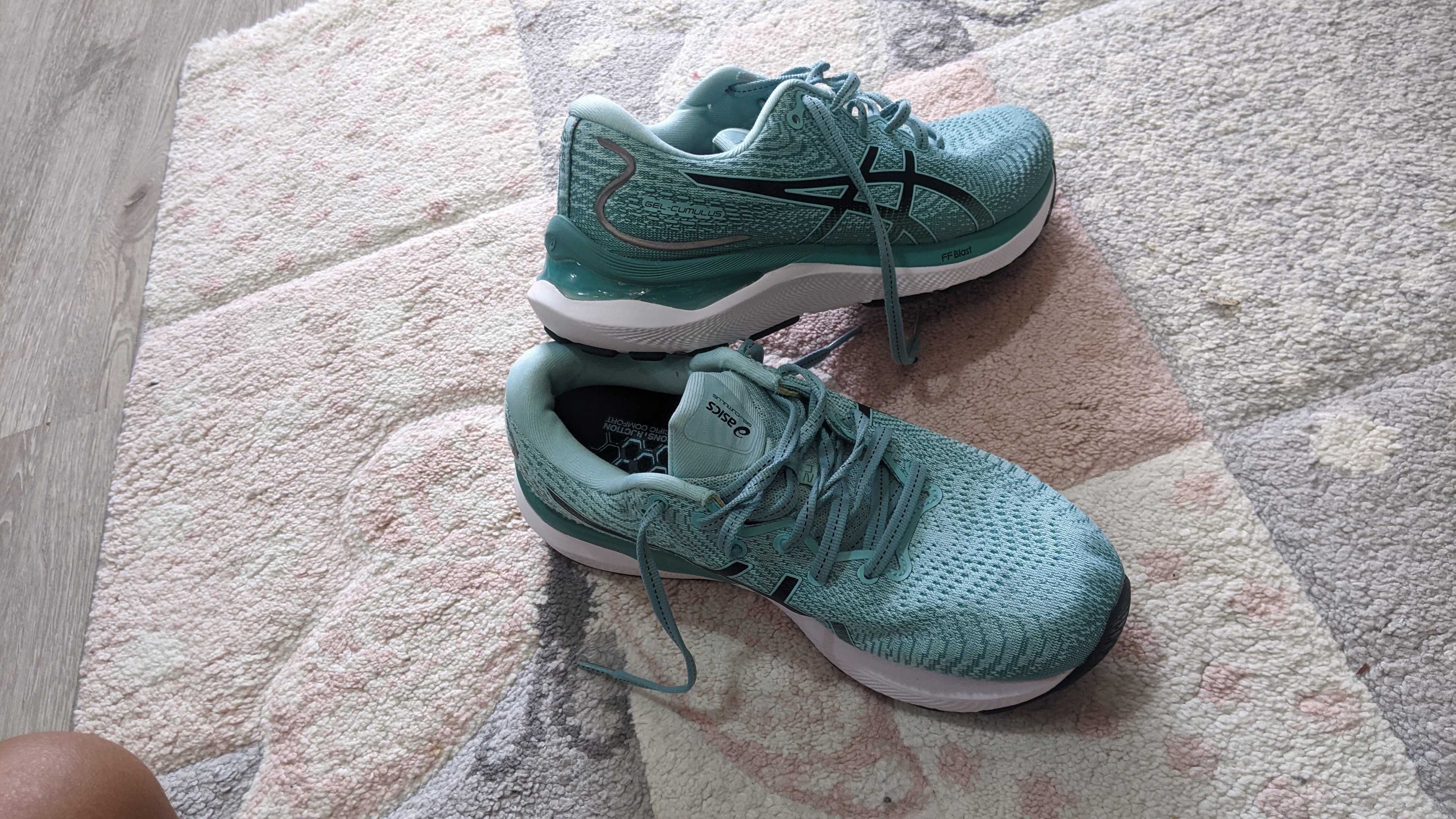 39 Номер Дамски Маратонки ASICS NIMBUS24