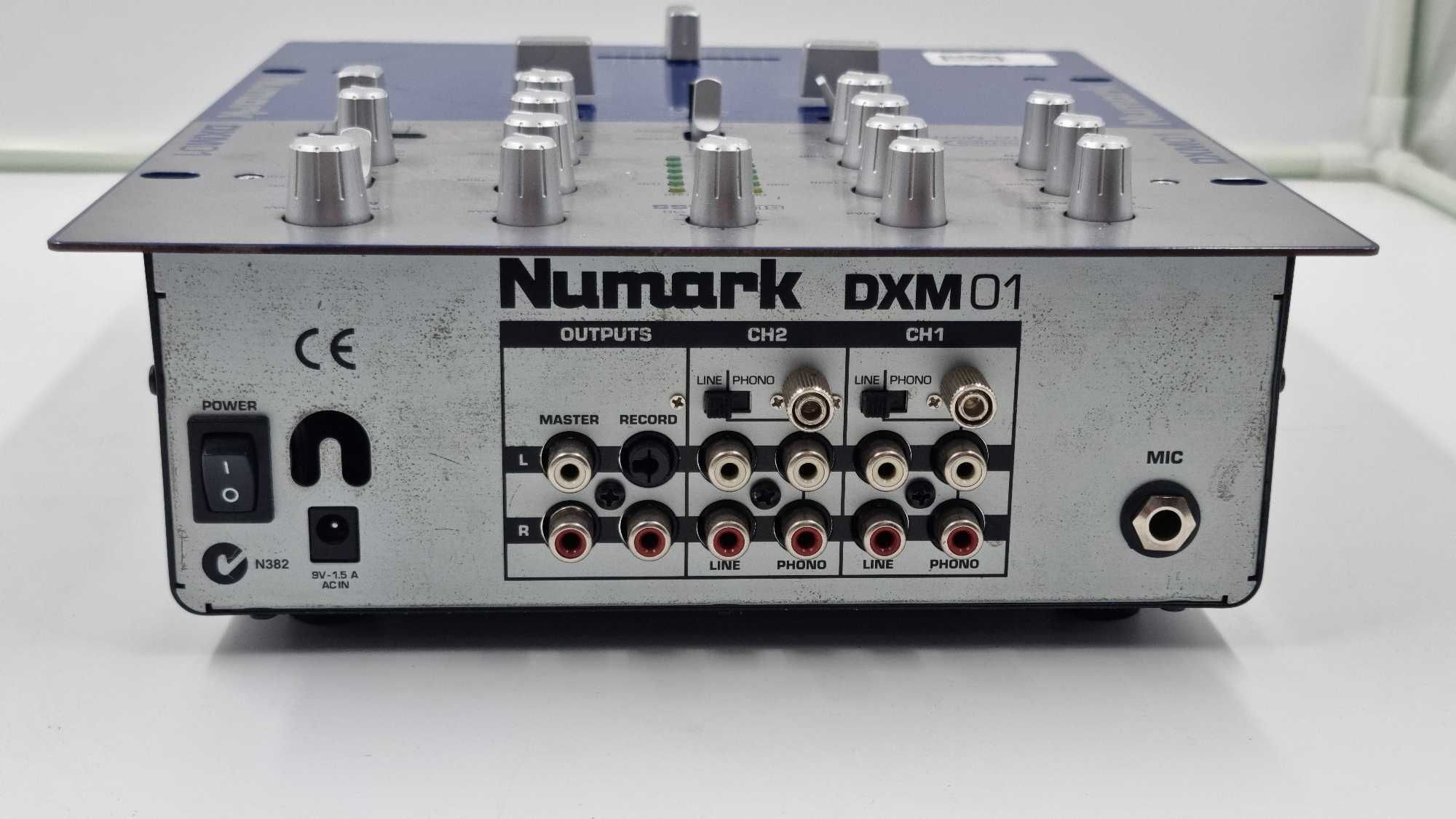 Amanet Club Caro Mixer Numark DXM01