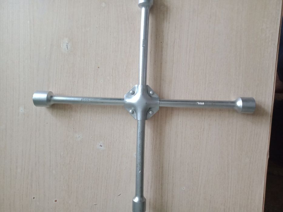 Продам болонник 10000 тг