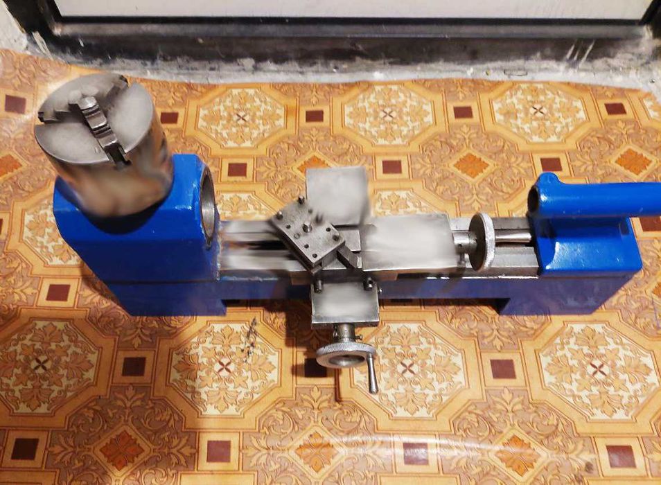 Продам токарный станок 1д601 под восстановление или на запчасти