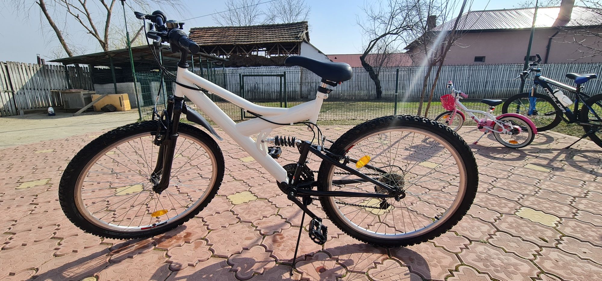 Biciclete MTB Melida și Dhs