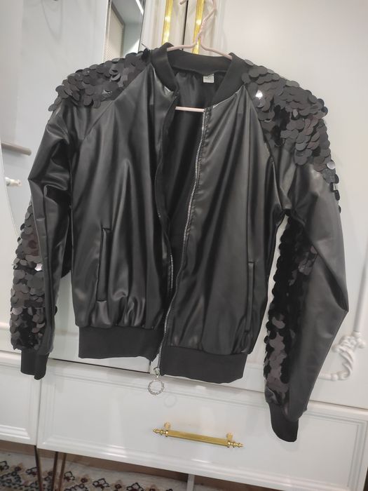 Eko koja kostyum sotiladi