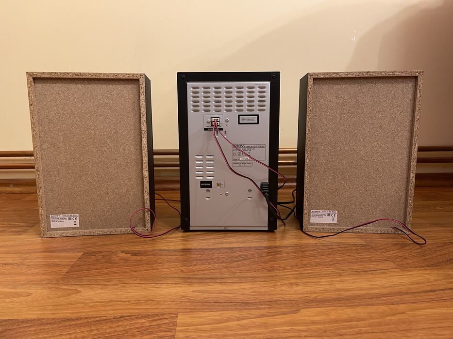 Combina Audio Sony EC619IP, 2x60W, CD Player, iPhone Docking, FM, USB
