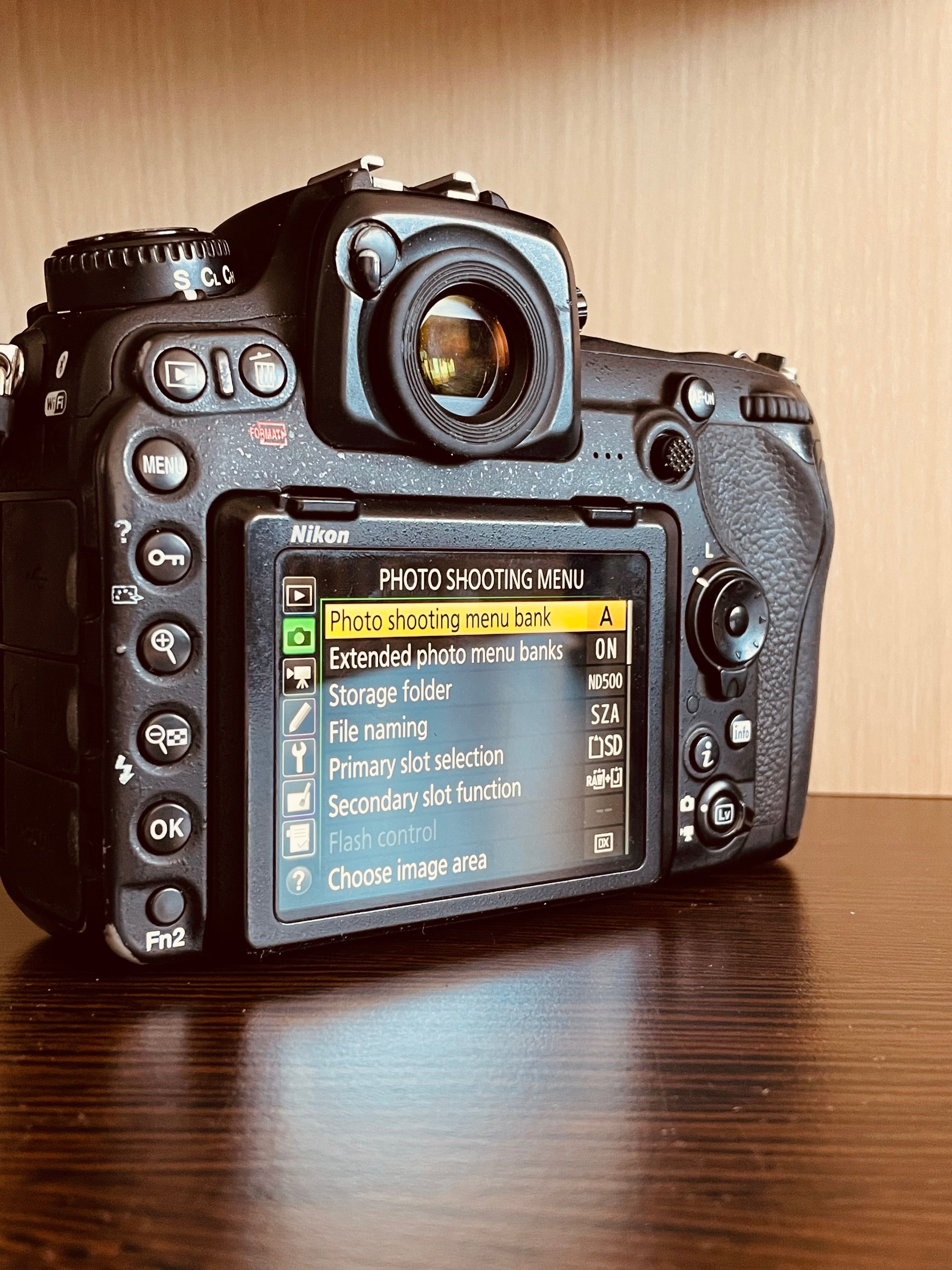 Camere foto Nikon D500 (Vand sau schimb cu Nikon Z6ii)