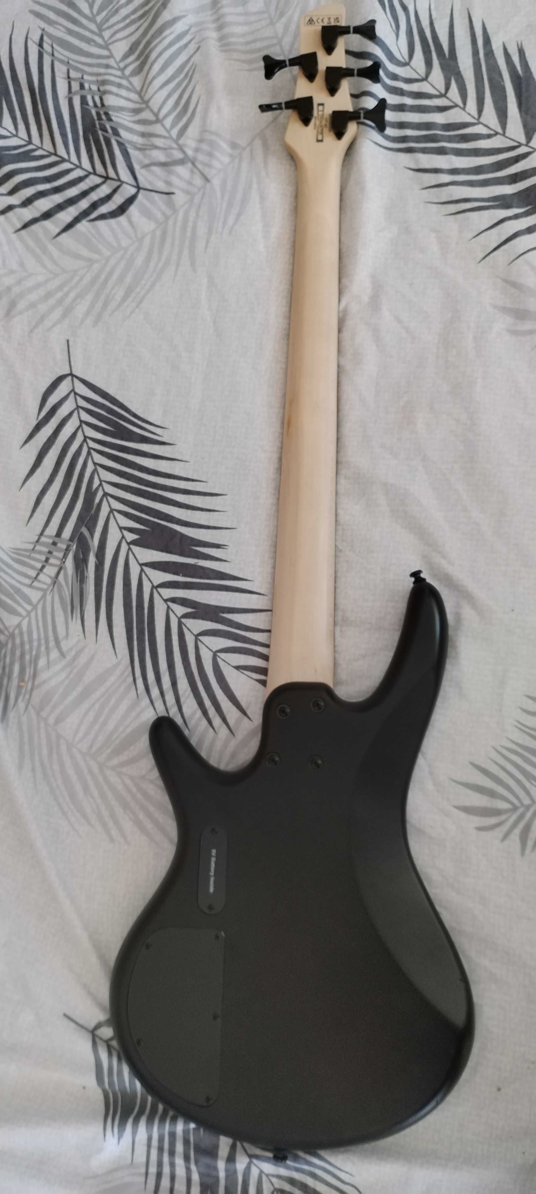 5 струнен бас Ibanez GIO GSR205B