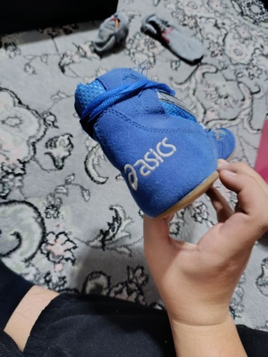 Борцовка , ASICS