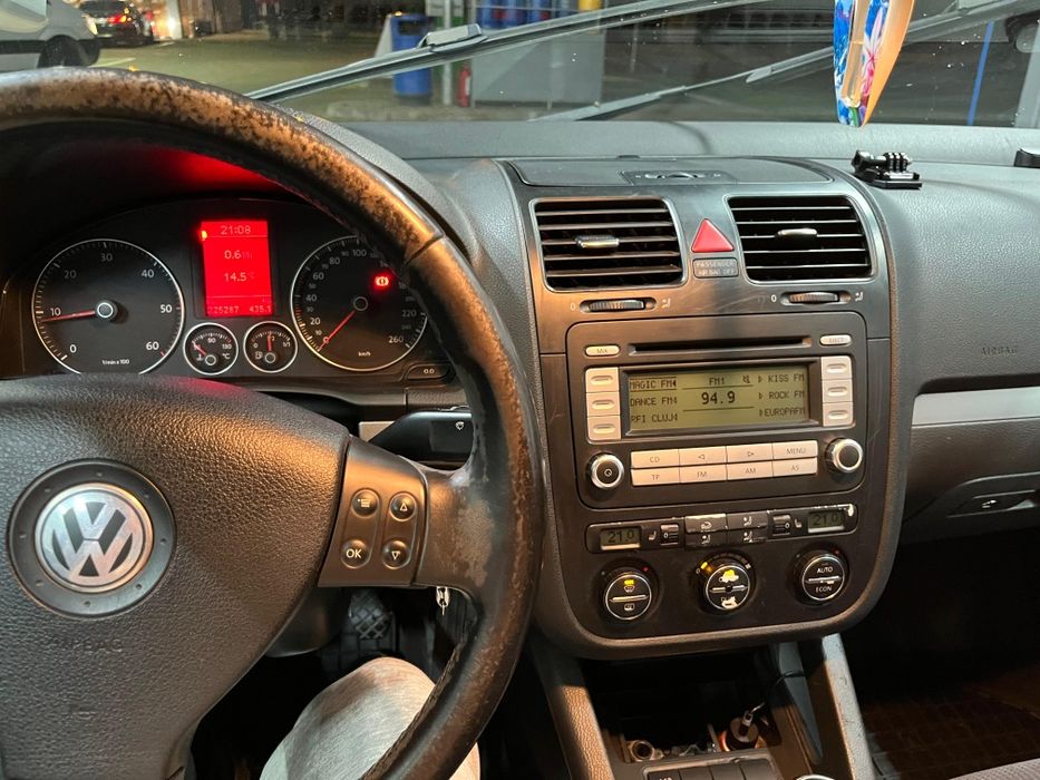 VW Jetta 2007 • 1.9 TDI • 225.000 km