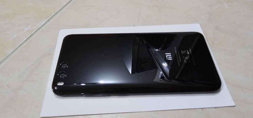 Xiaomi Mi6, 64 GB RAM, 6 GB ROM