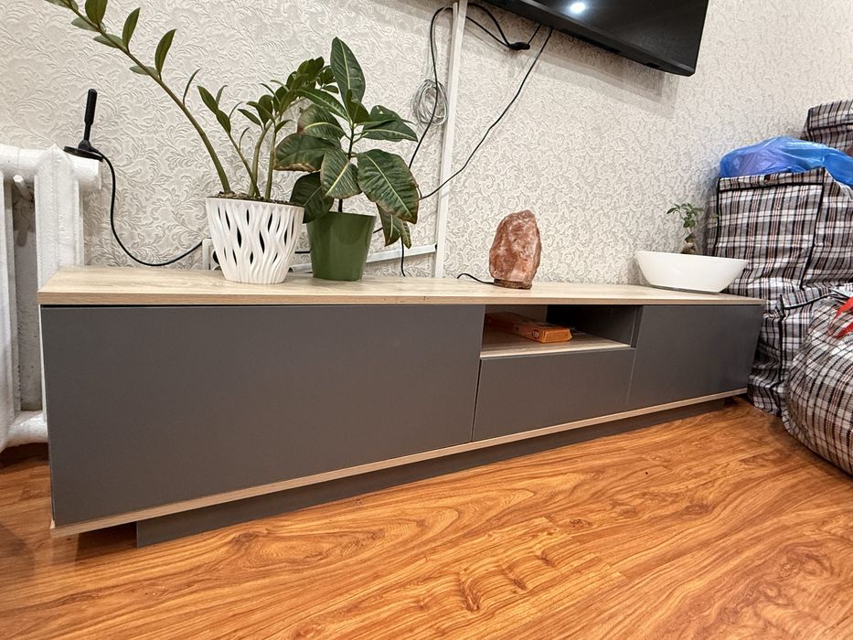 Тумба под телевизор