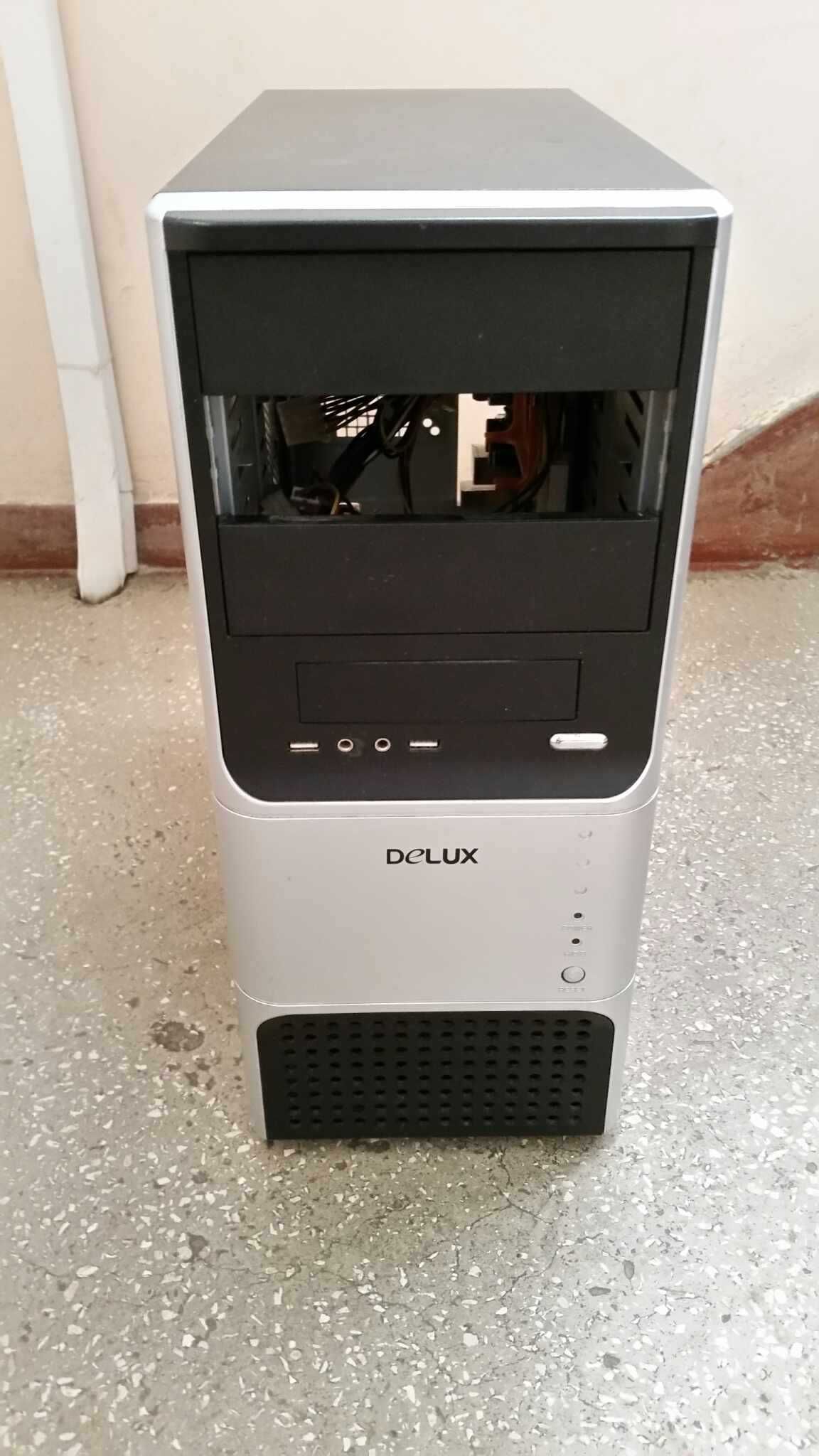 Carcasa calculator DELUX placa baza si sursa 350w poze reale
