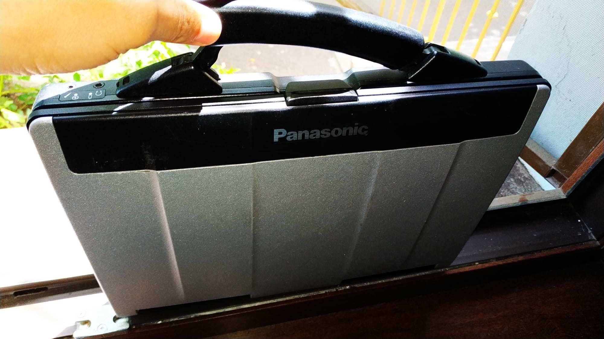 Laptop Militar Panasonic Cf-53 ToughBook I5 pentru Diagnoza Auto