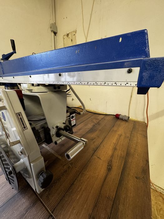 Circular radial AXMINSTER industrial