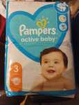 Продавам  Pampers 3