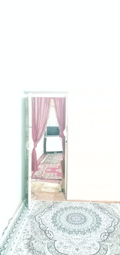 Уй сотилади. Янгийул центрда