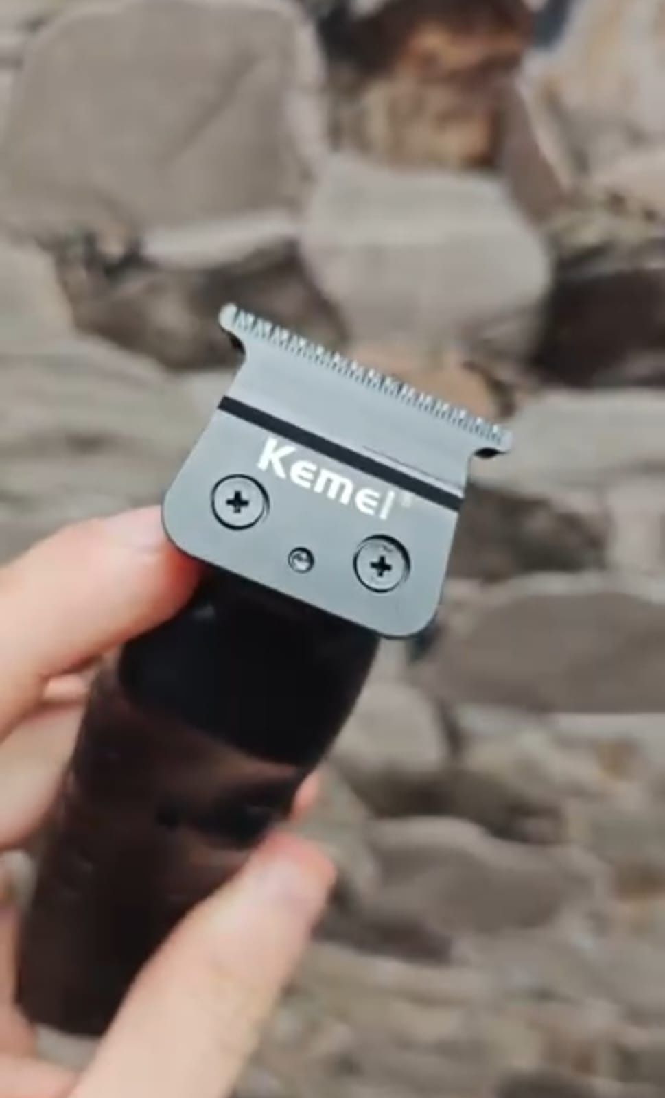 Masina Kemei 2299,0mm,profesionala de contur si barba