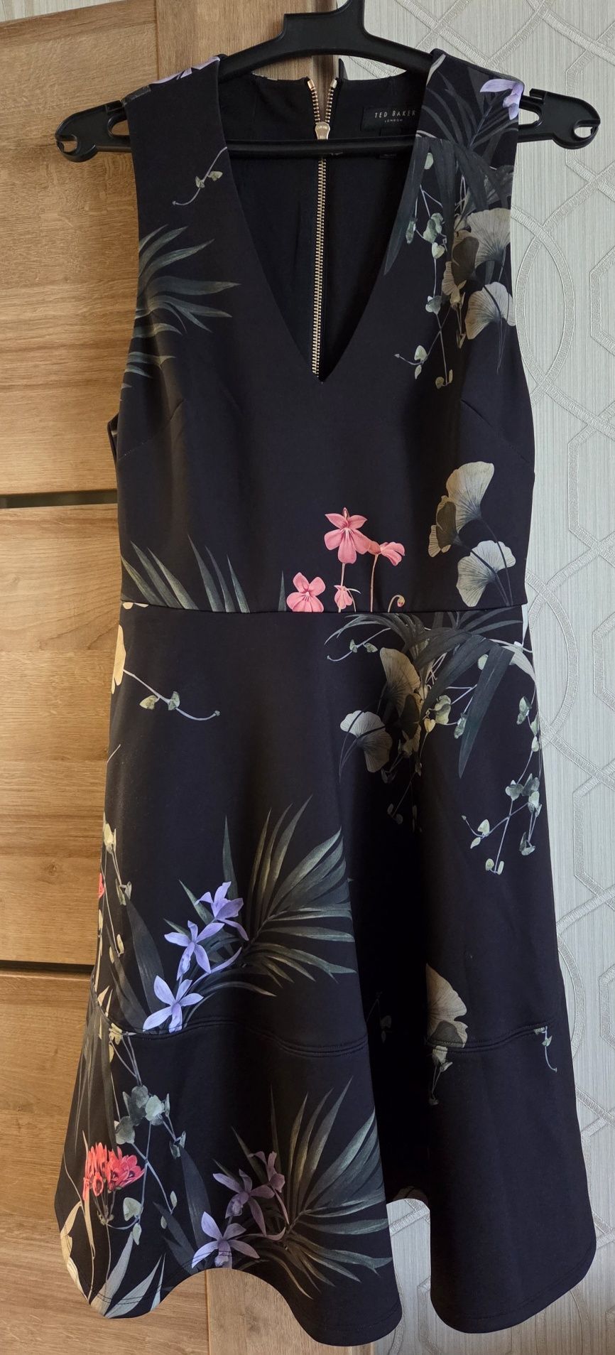 Рокля- Ted Baker