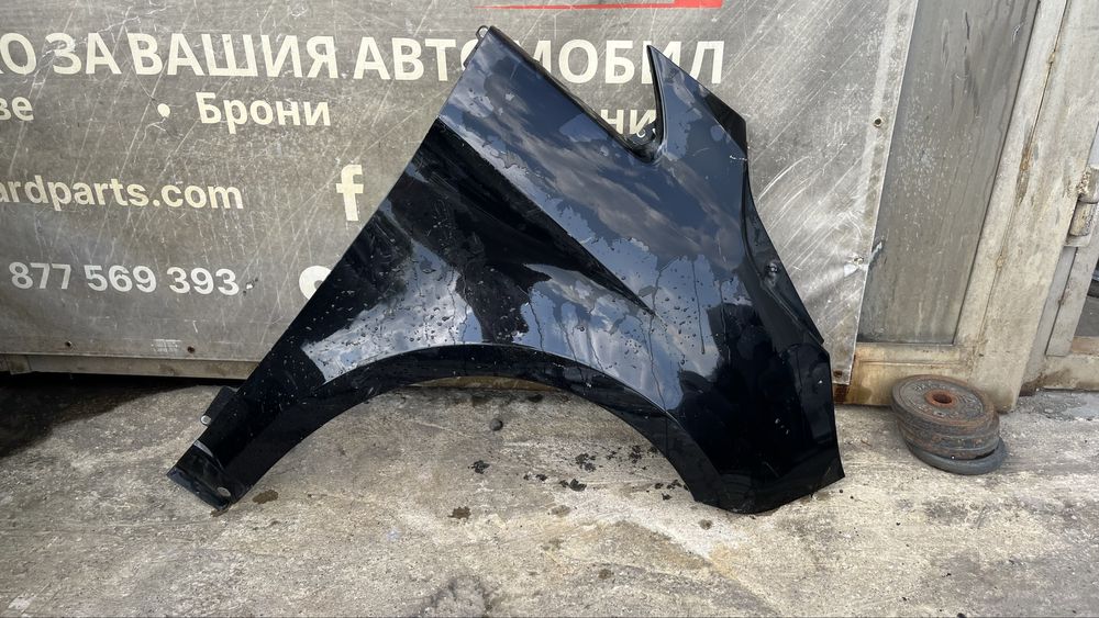 4 броя ляв и 3 броя десен калник Mercedes Vito W447 (2015-2018)