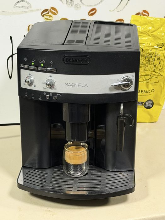Кафемашина кафе автомат delonghi magnifica с гаранция