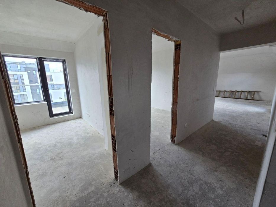 Продава се Тристаен апартамент в София, Левски - 155 кв.м за 1581 €/кв.м - Снимка #6