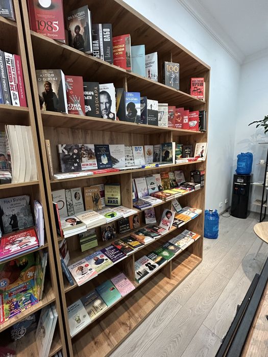 Мебель для книг и других товаров