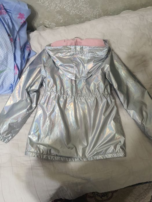 Куртка на девочку