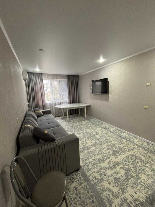 Продолжается 3 ком квартира район Юбиляр