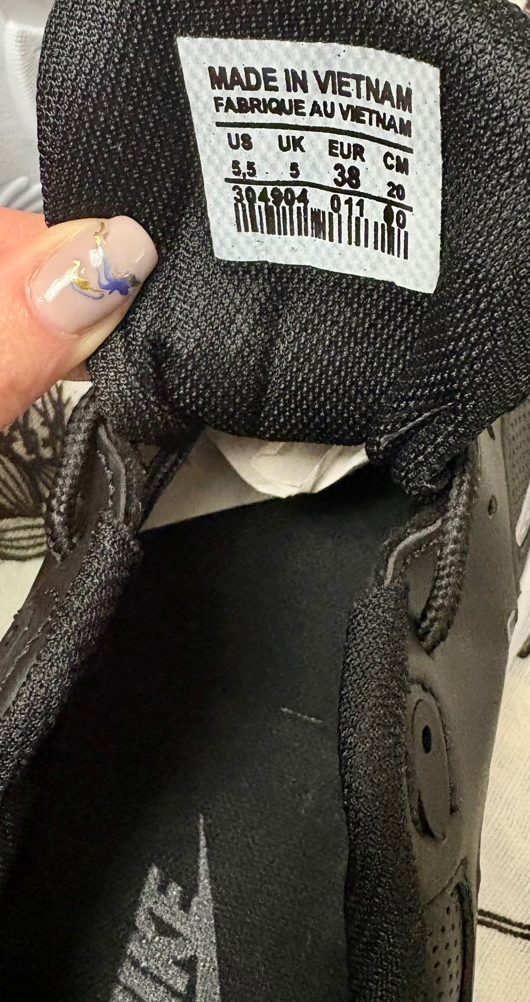 Нови маратонки Nike 38 номер