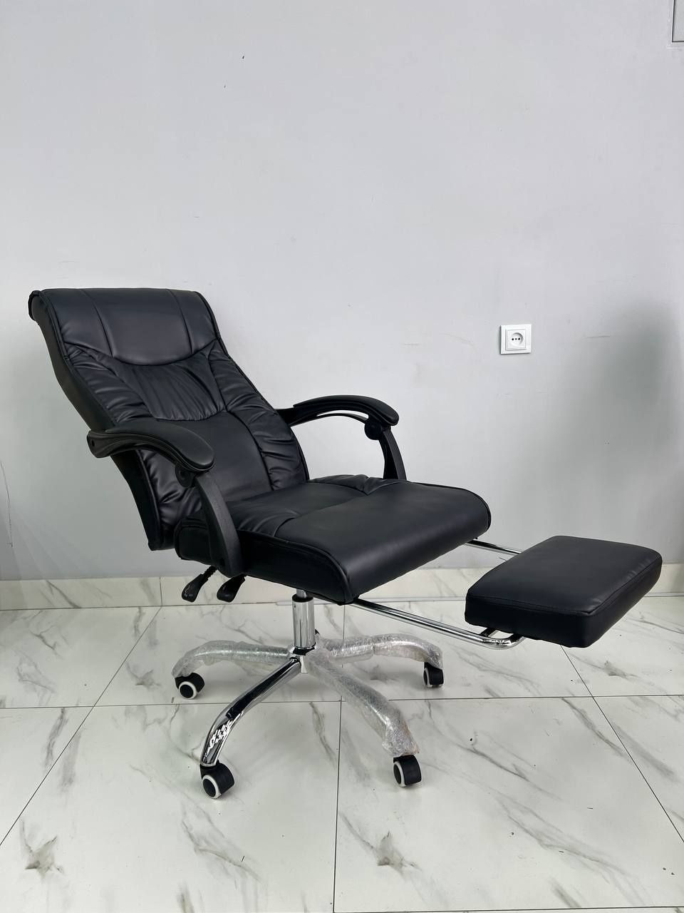 Офисное кресло модель Мерс 141-9