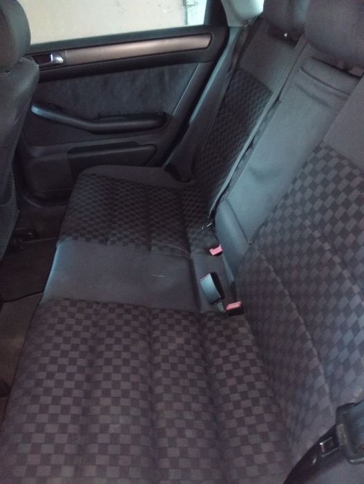 Dezmembrez/ vând audi A6 C5 2.5tdi