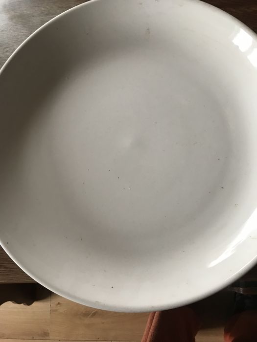 Тарелка беш большая