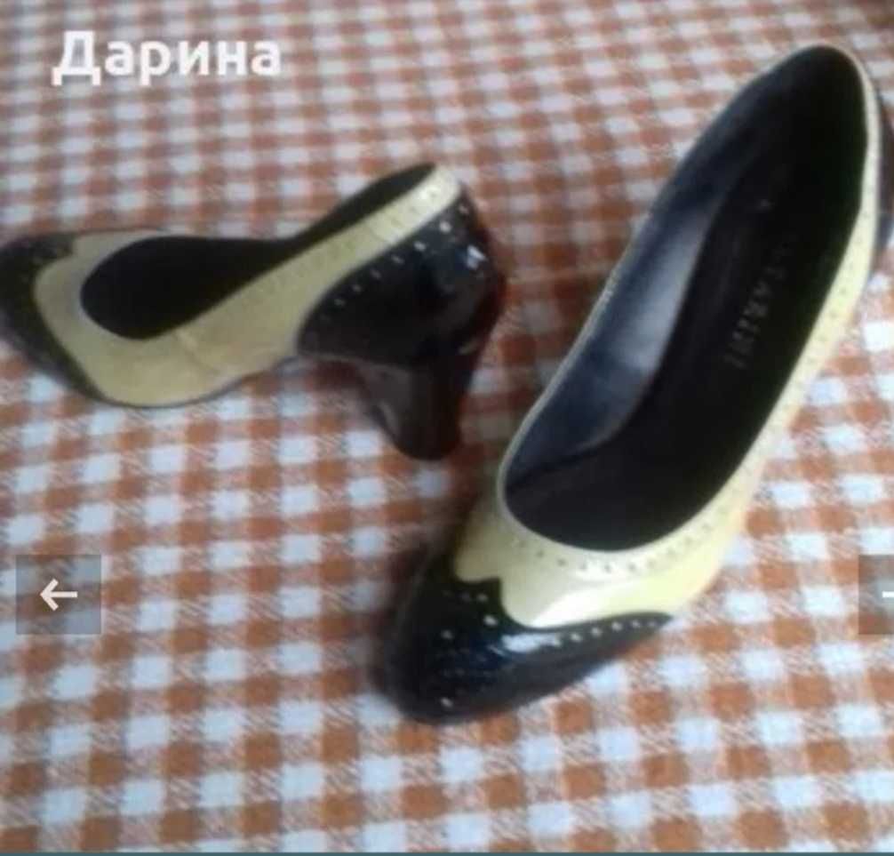 Дамски обувки на висок ток