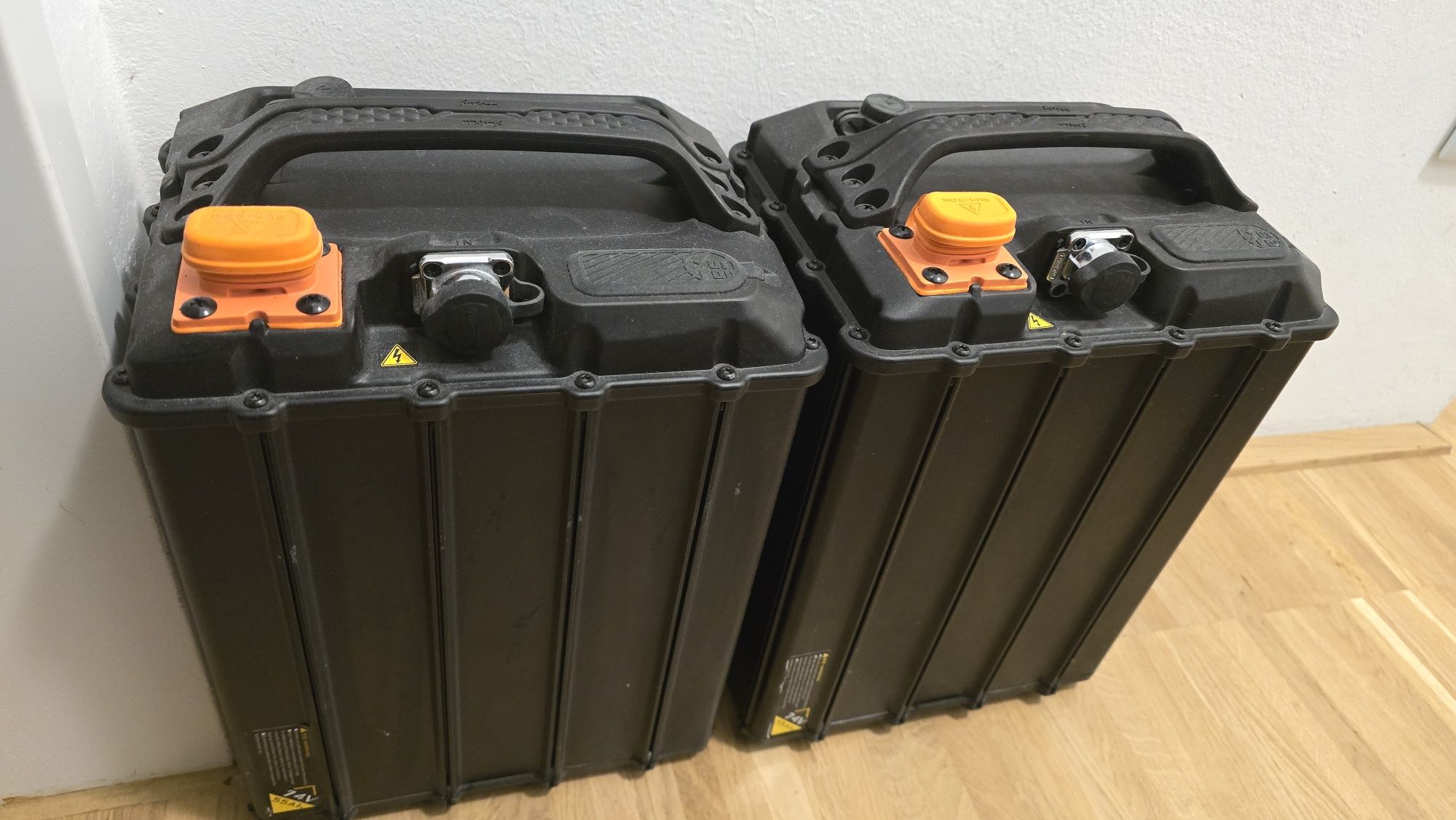 Surron UltraBee T + roti R