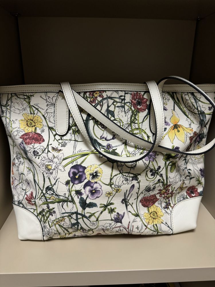 Gucci , CHANEL чанти, елегантни лимитирани модели