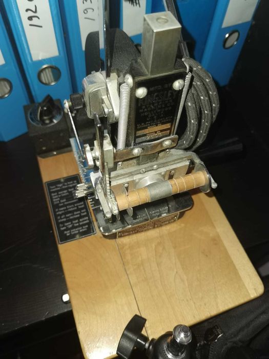 dispozitiv hot stamping Kingsley model m-50