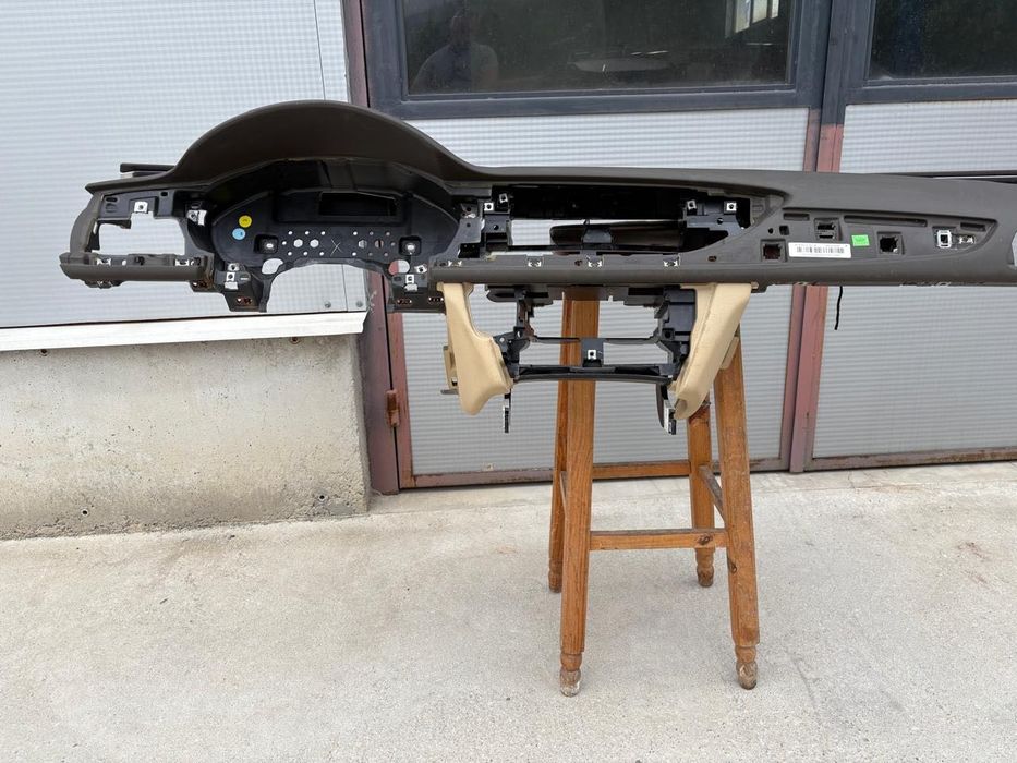 Табло AUDI A6C7 4g с airbeg