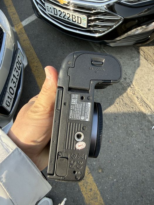 Canon R bady      4K