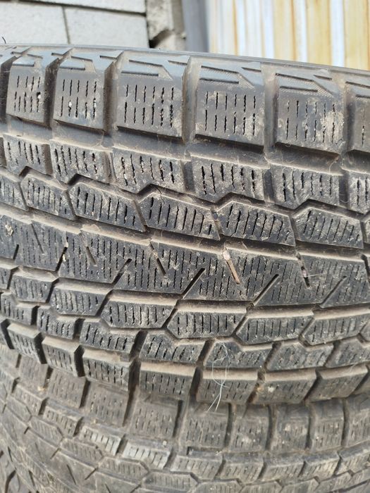 Комплект зимних шин YOKOHAMA