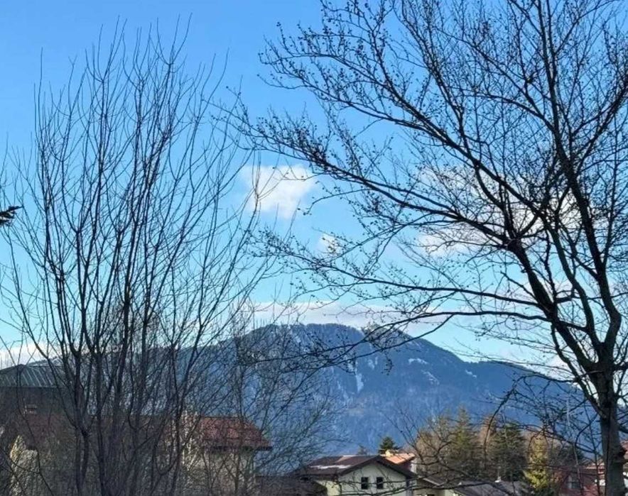 Teren Predeal 550mp - priveliște spectaculoasă spre masivul PiatraMare