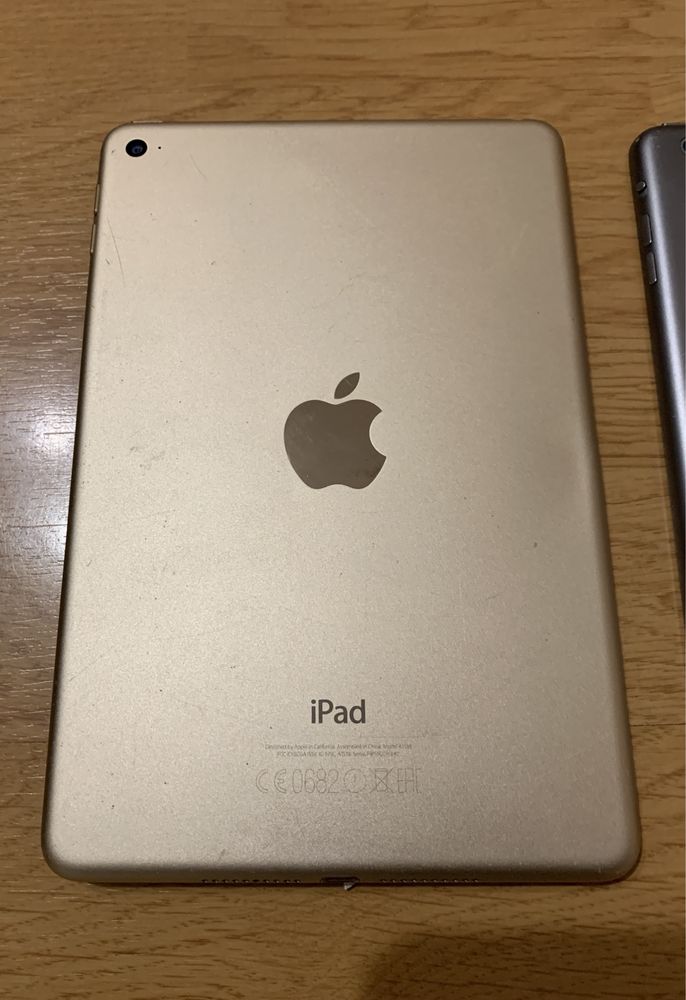 Части за различни таблети iPad