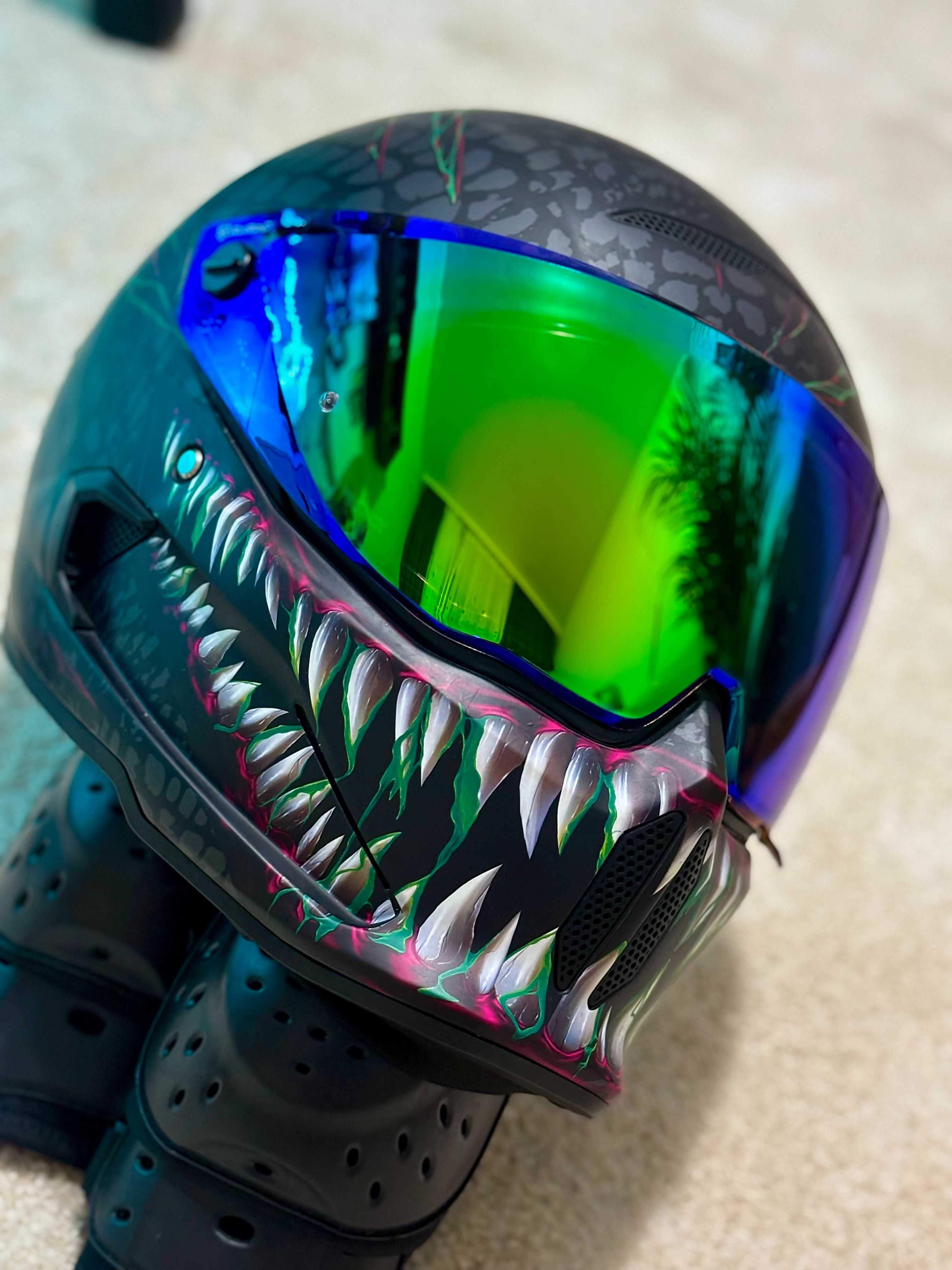 Casca Moto Ruroc Atlas Toxin + Viziere + Harman Cardon Intercom