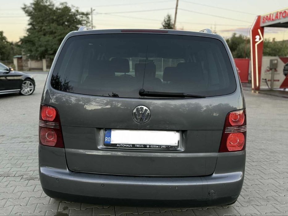 Volkswagen touran 2,0tdi cutie automata