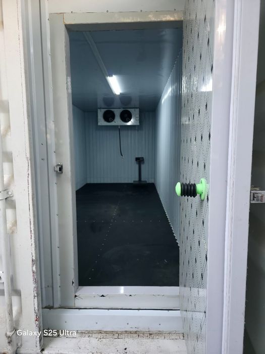 Продам бытовой холодильник