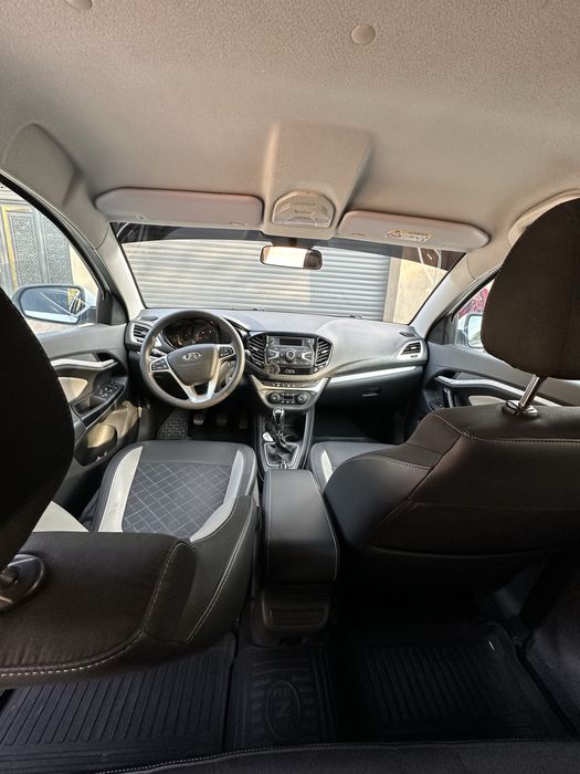 Lada Vesta SW Cross 1.6