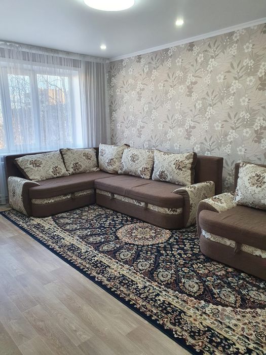 Сдам помесячно 2х комнатную квартиру в центре, рядом Акжелкен