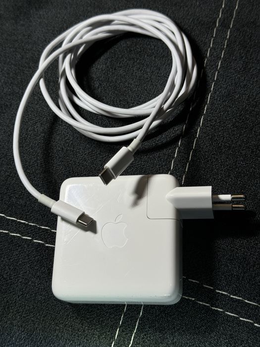 Apple USB C Power Adapter 61 W  incarcator original MacBook iPad