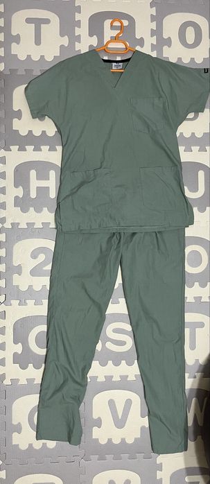 Costum Medical XS Verde Unisex