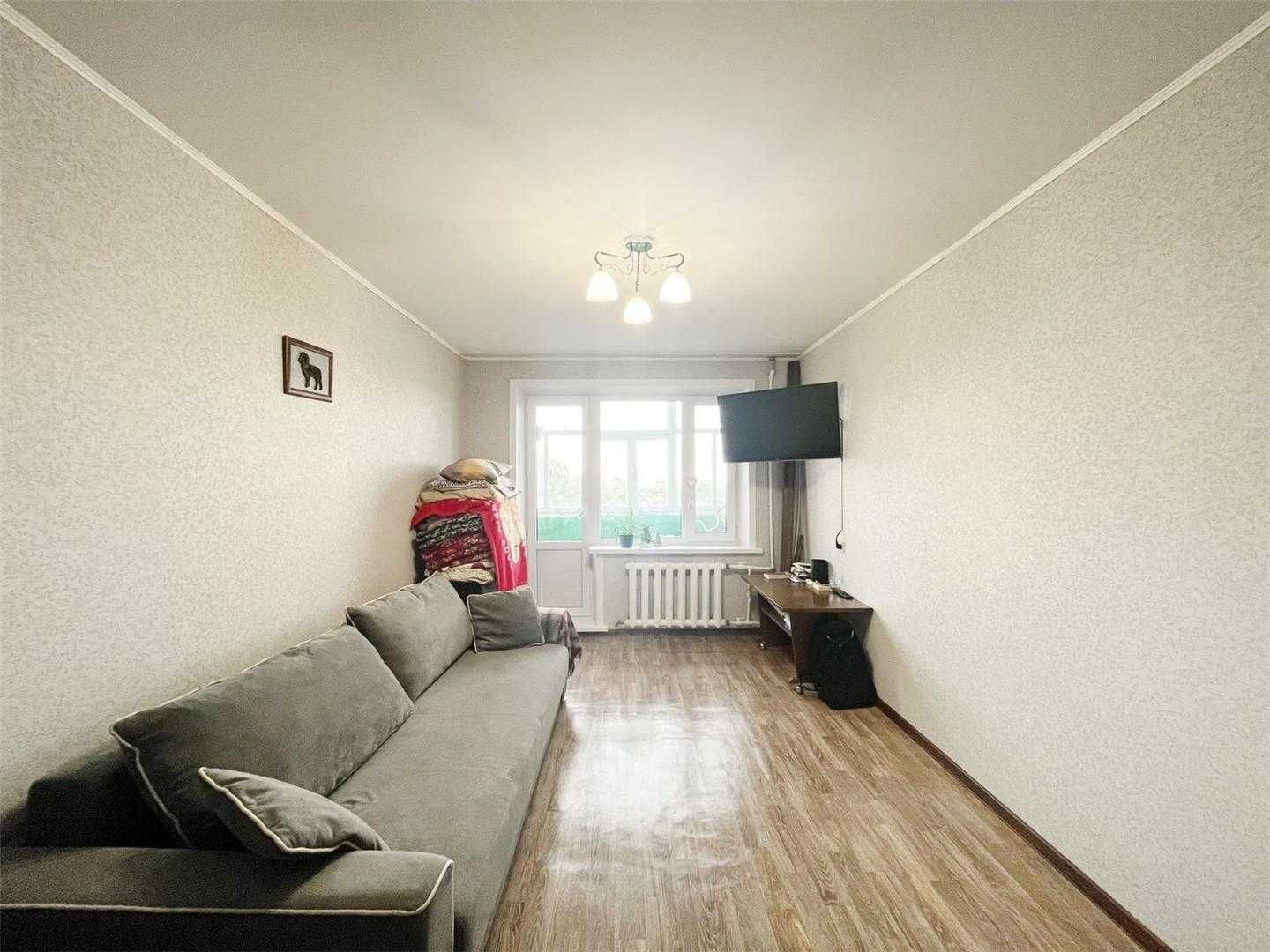 Продам 2-х комнатную квартиру у/п по пр Металлургов