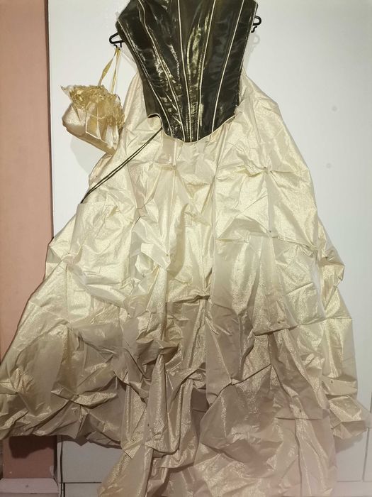 Бална/абитуриентска рокличка