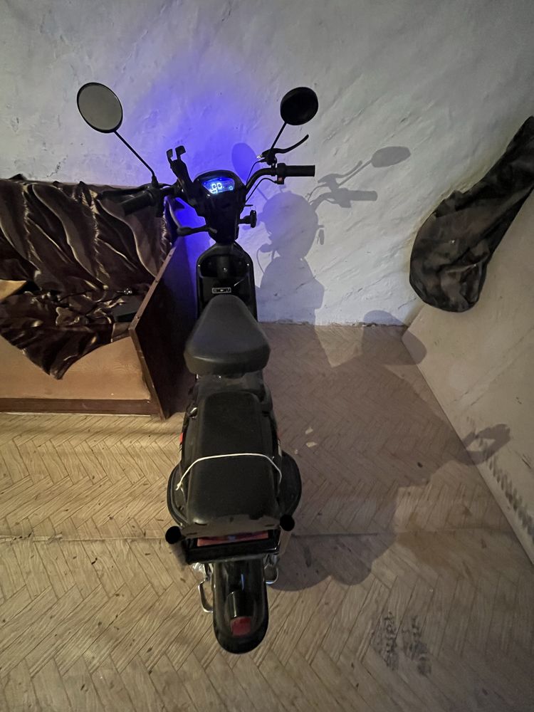 Продам электровелосипед и велосипед.