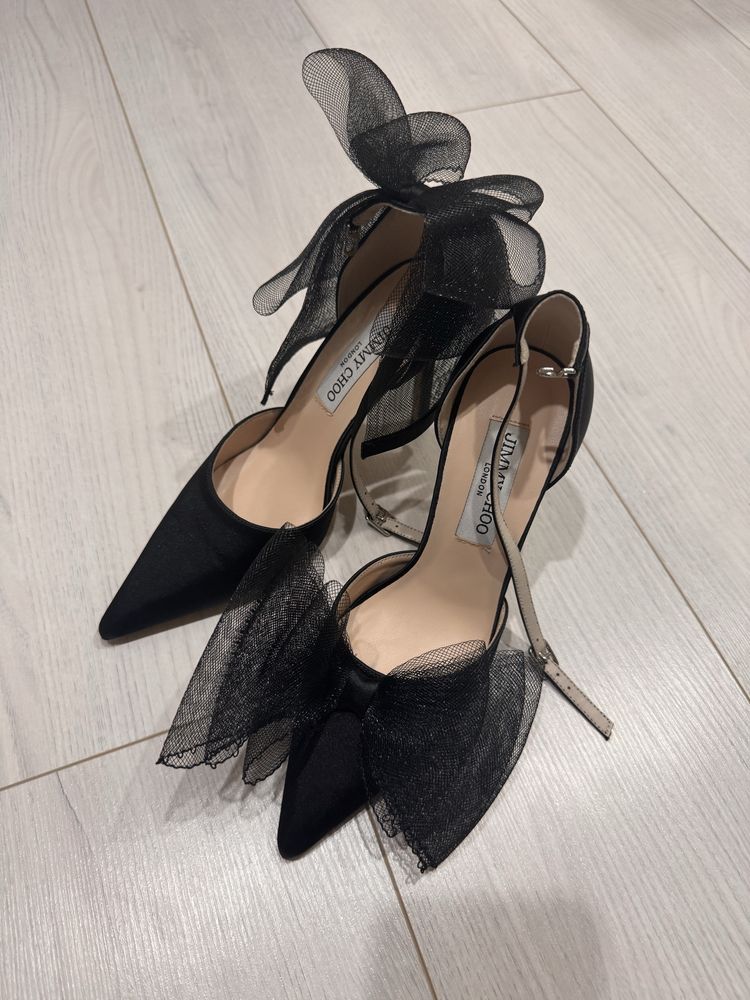 Эффектные туфли в стиле jimmy choo